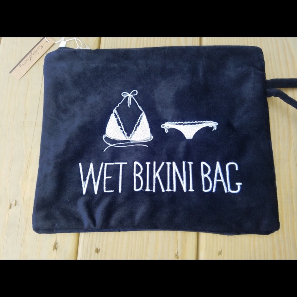 🌟SALE🌟 Black Wet Bikini Bag - Picture 5 of 8